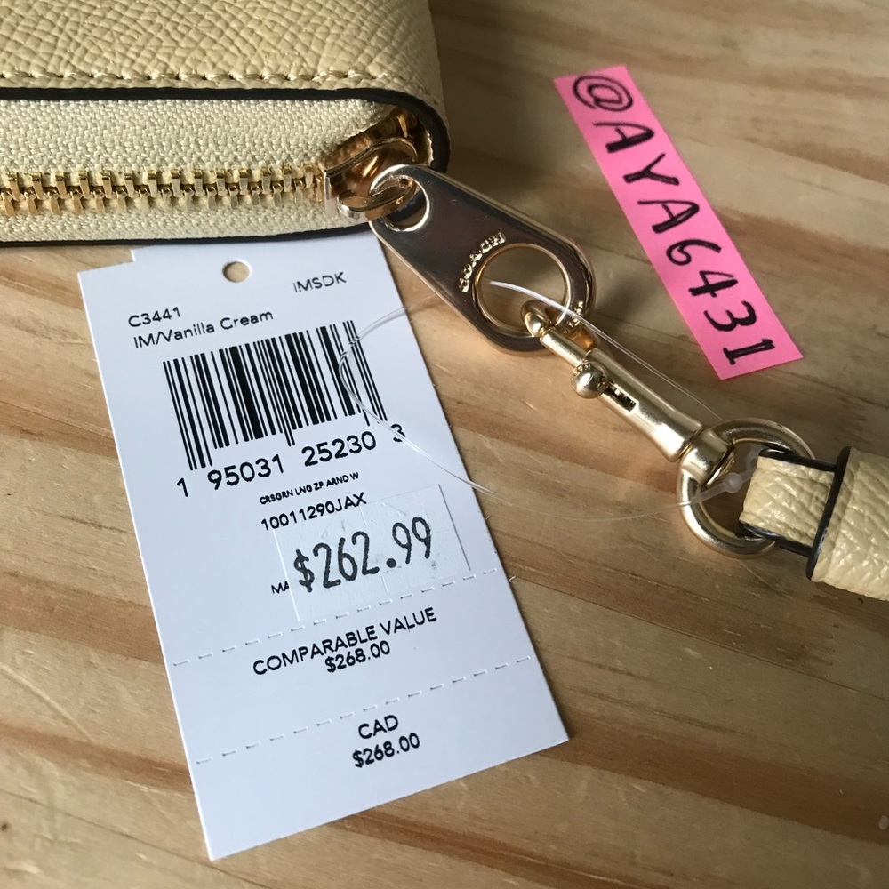 Coach wallet🎈🎈 - Picture 4 of 6